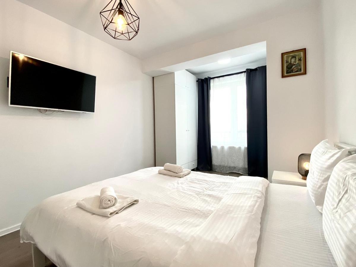 Astoria Apartment - Pet Friendly Brasov Ngoại thất bức ảnh